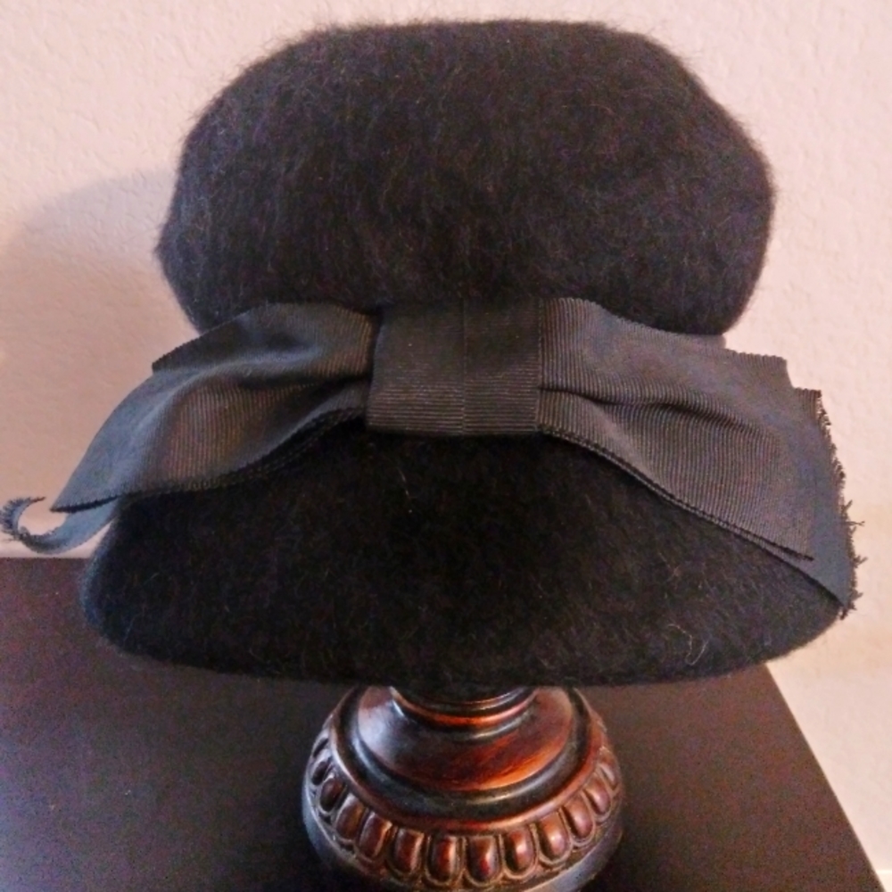 Vintage Ladies Hat
